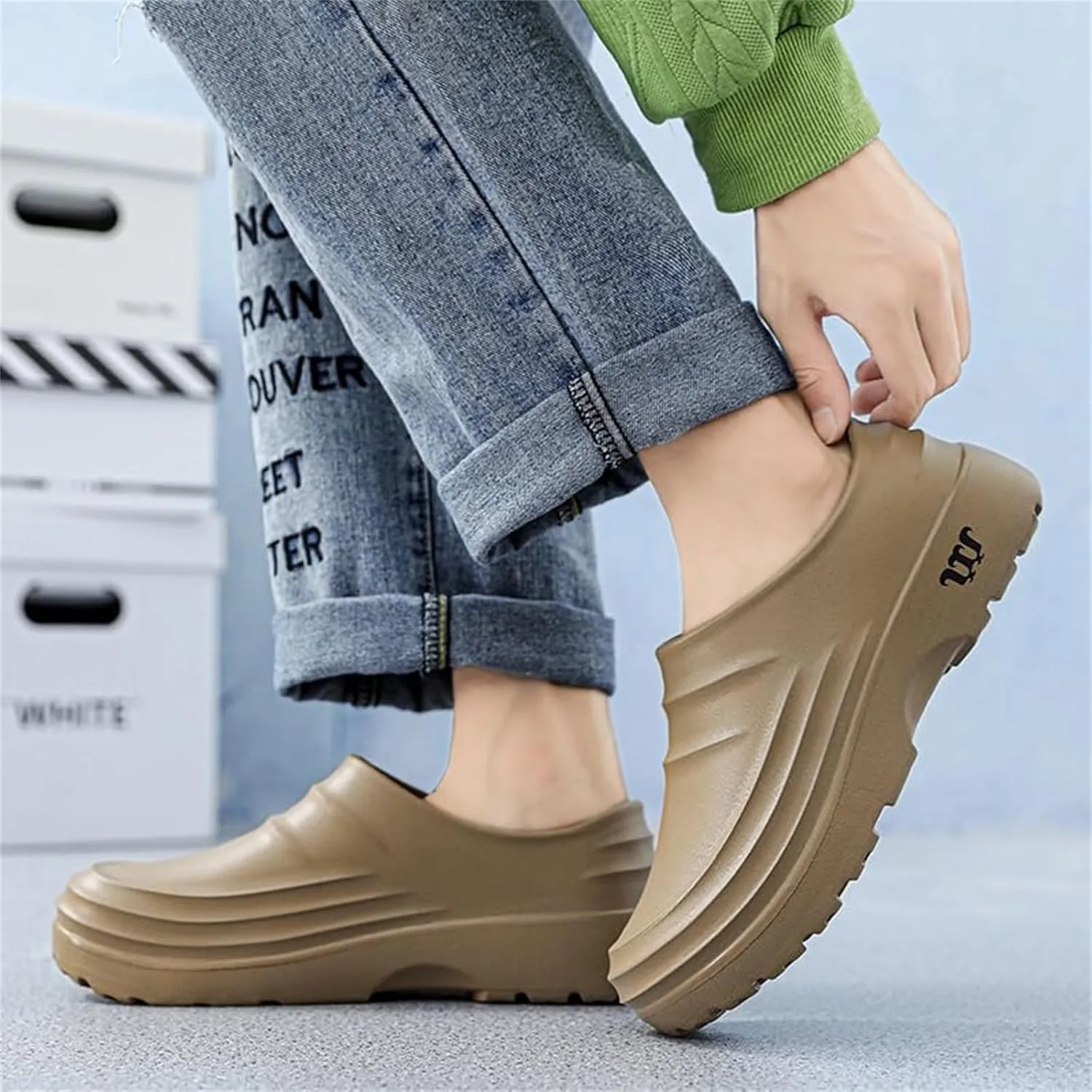 Armadillo Chef Shoes for Women Comfortable Slip On Kitchen Garden Nurse Shoes Solid Color Oil Resistant Work Clogs Lightweight Waterproof Chef Mules