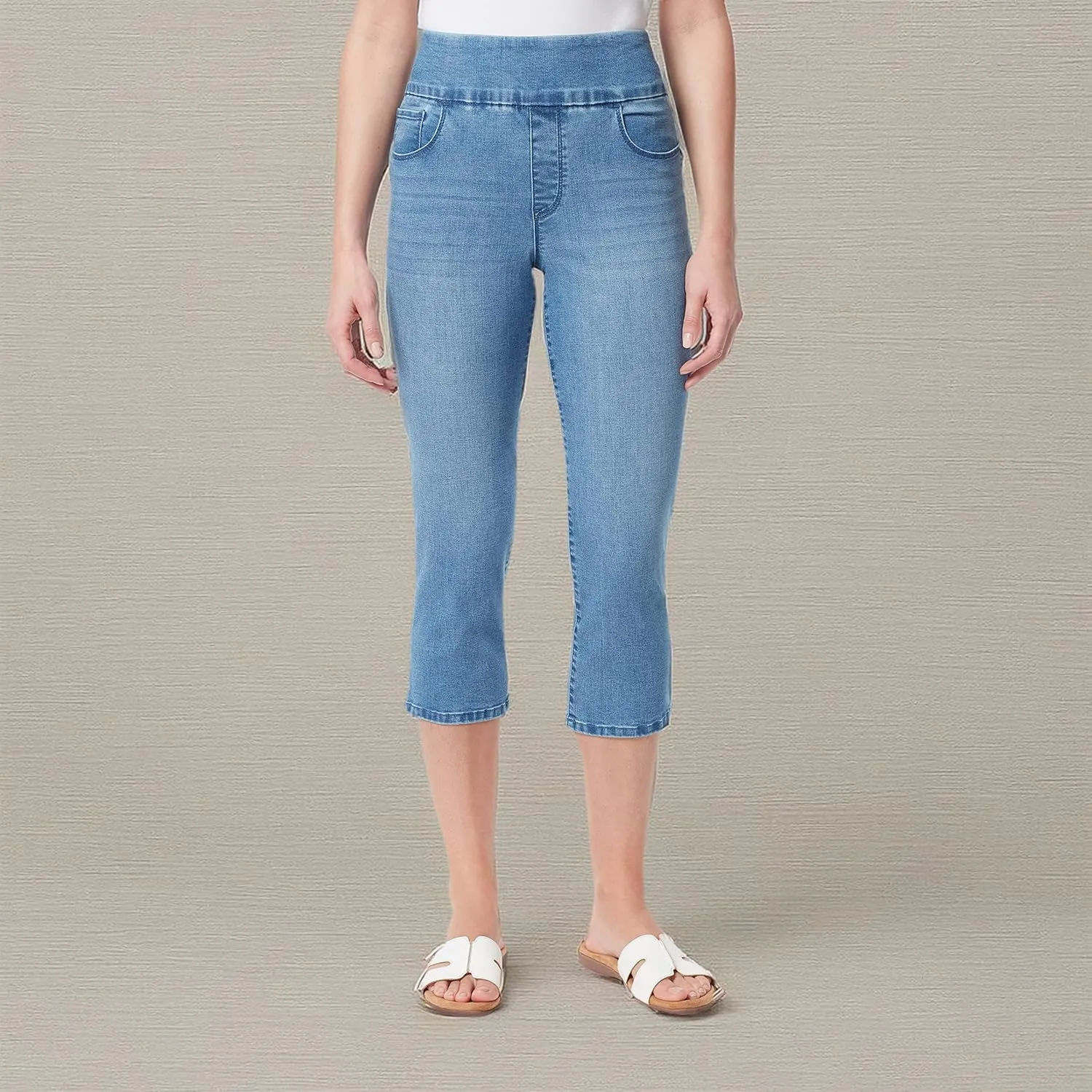 Bandolino Women's Theadora Tummy Toner Pull on Capri