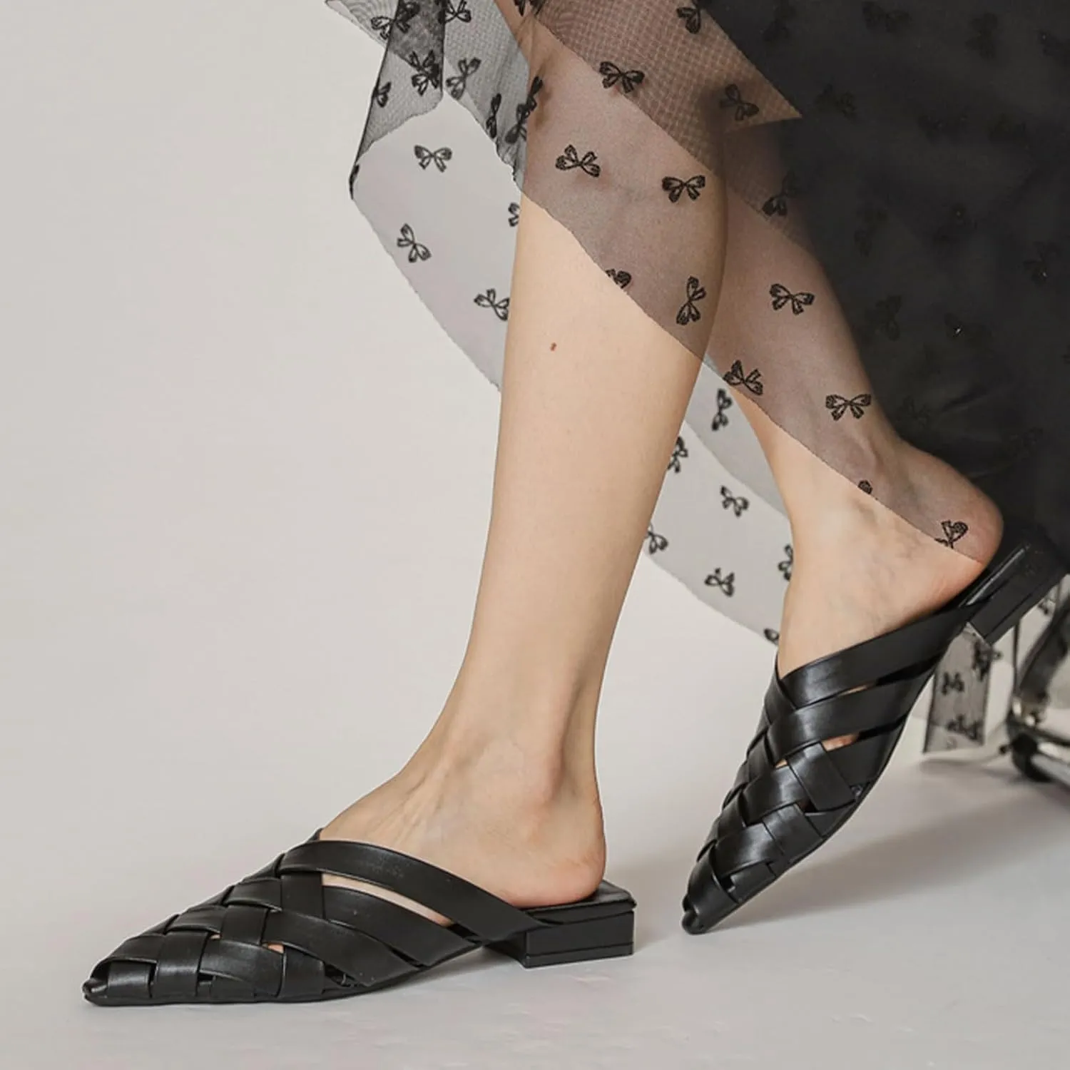 Braided Pointed Toe Mules for Women Low Chunky Heel Sexy Backless Block Heel Slingback Summer Loafers Clogs Slide for Party Dress Vacation Casual