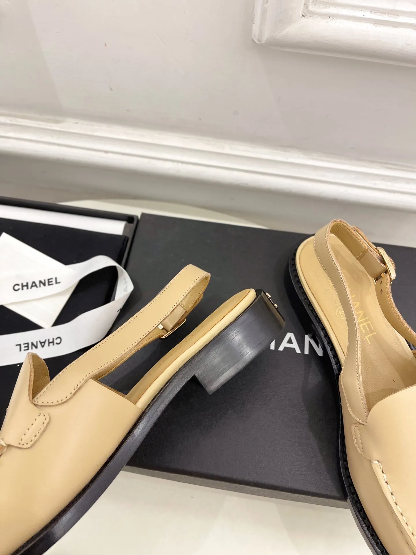 CC 25S Slingback Loafer Beige Calfskin