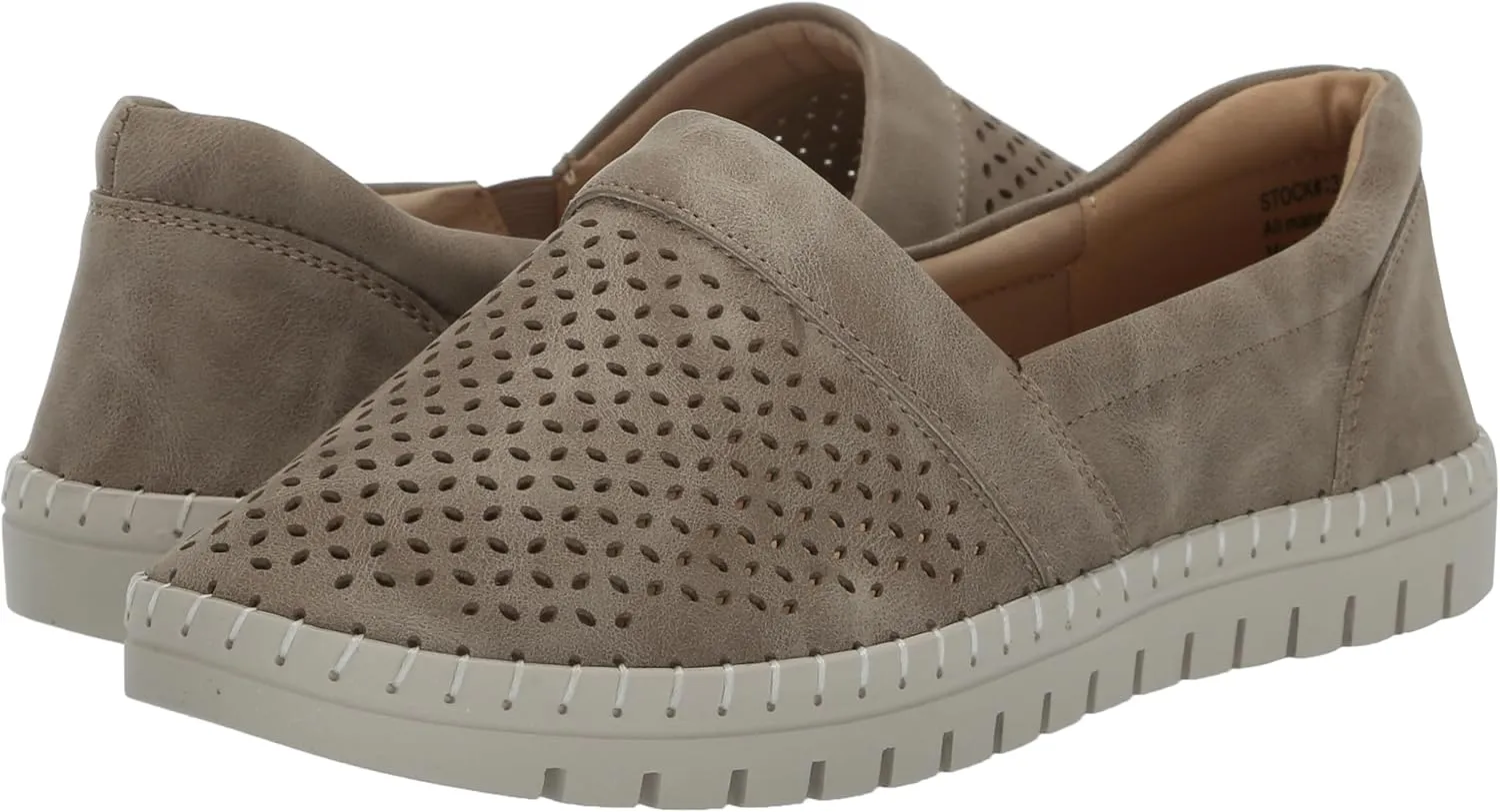 Easy Street Women's Thrill Perf Sneaker