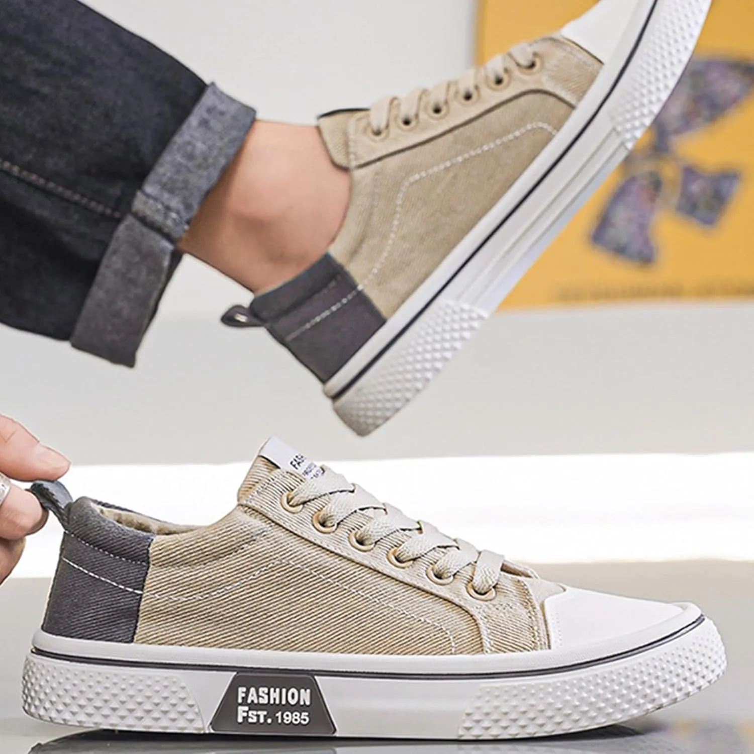 Fashion Men's Casual Canvas Sneakers - Classic Street Style Skateboarding Shoes, Low Top, Round Toe, Spring & Fall
