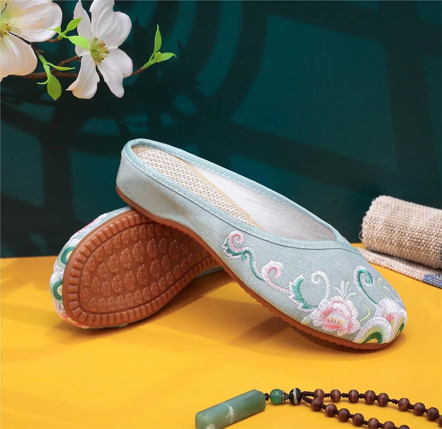 Lightweight Women's Canvas Slippers Cute Comfy Embroidered Backless Mules Flats Casual Walking House Sandals Shoes