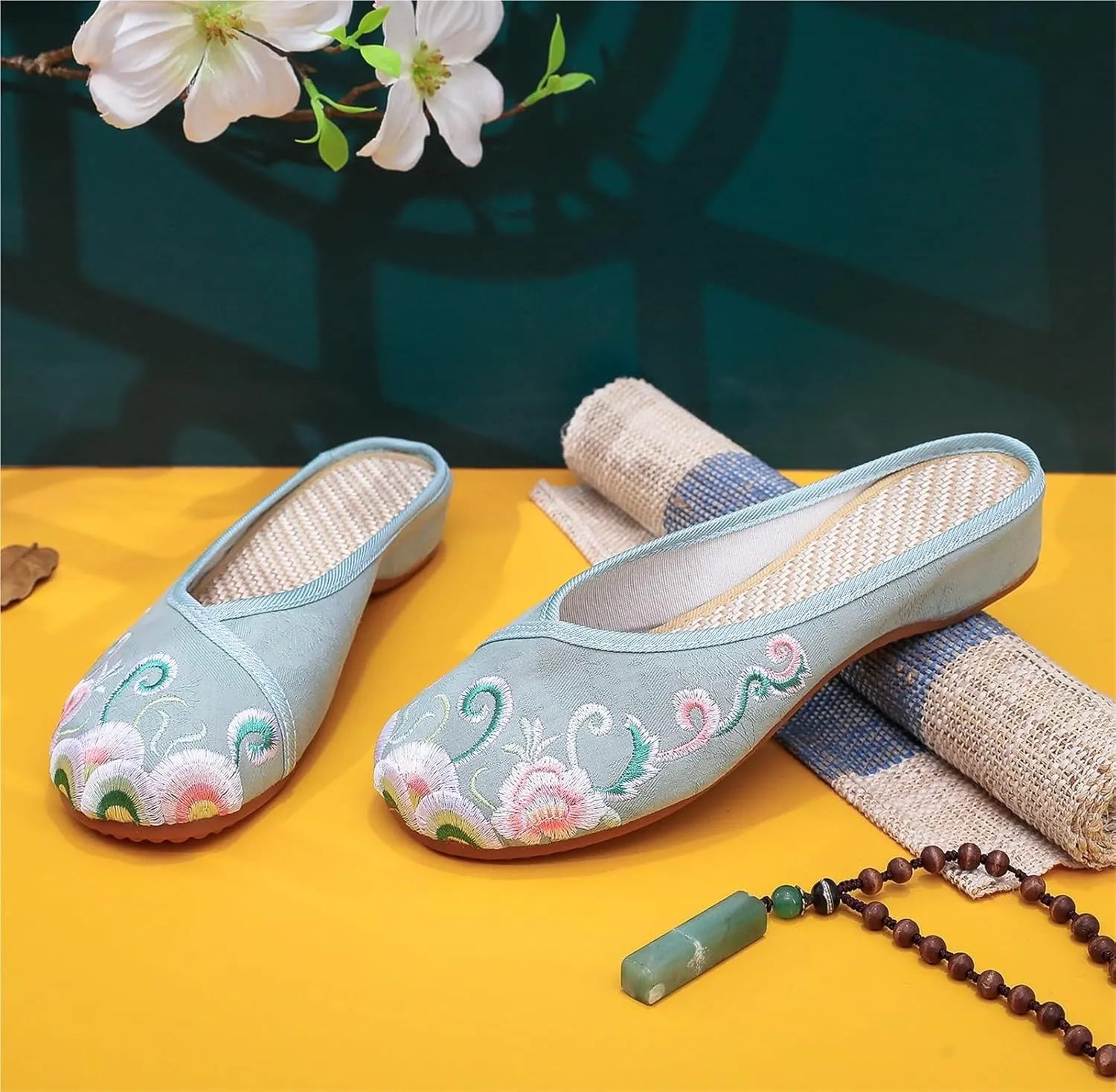 Lightweight Women's Canvas Slippers Cute Comfy Embroidered Backless Mules Flats Casual Walking House Sandals Shoes