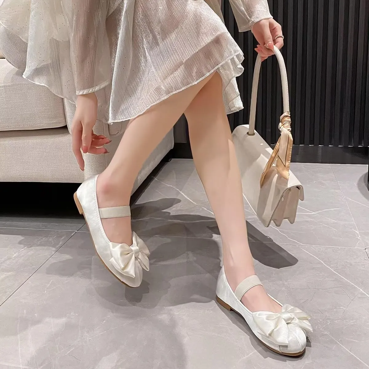LUXINYU Flats for Women Dressy Square Toe Ankle Strap Mary Jane Shoes Casual Slip On Flats Comfortable Ballet Flats