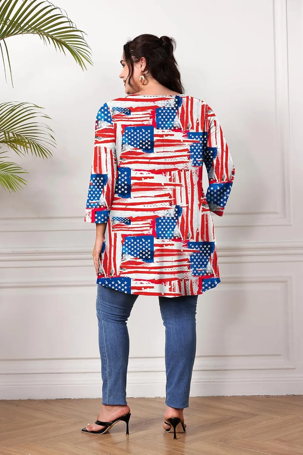 Plus Size Tunic Tops for Women 3/4 Sleeve Loose Fit Swing Tunics Dressy Casual Floral Top to Wear with Leggings
