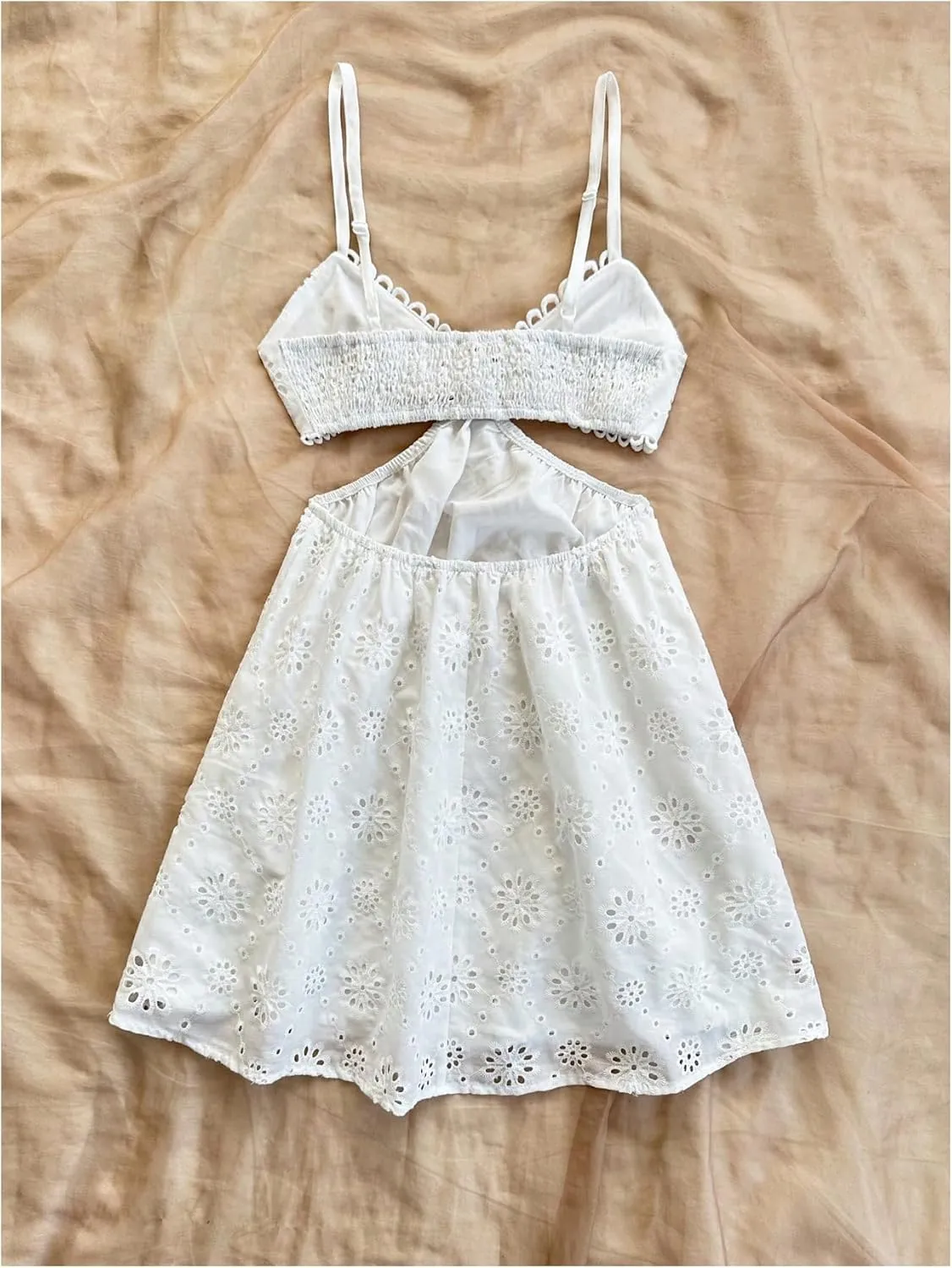 SHENHE Women's Summer Eyelet Open Back Cami Dress Cut Out V Smocked Neck Flowy Boho Vacation Sundress