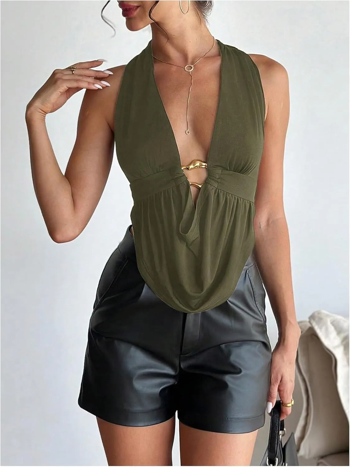 SOLY HUX Women's Sexy Halter Going Out Top Open Back Deep V Neck Sleeveless Vest Tank Tops Party Clubwear