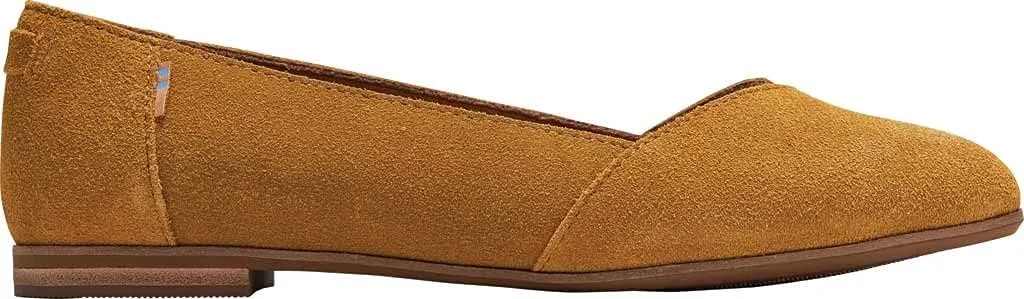 TOMS Womens Julie Slip On Flats Casual - Beige