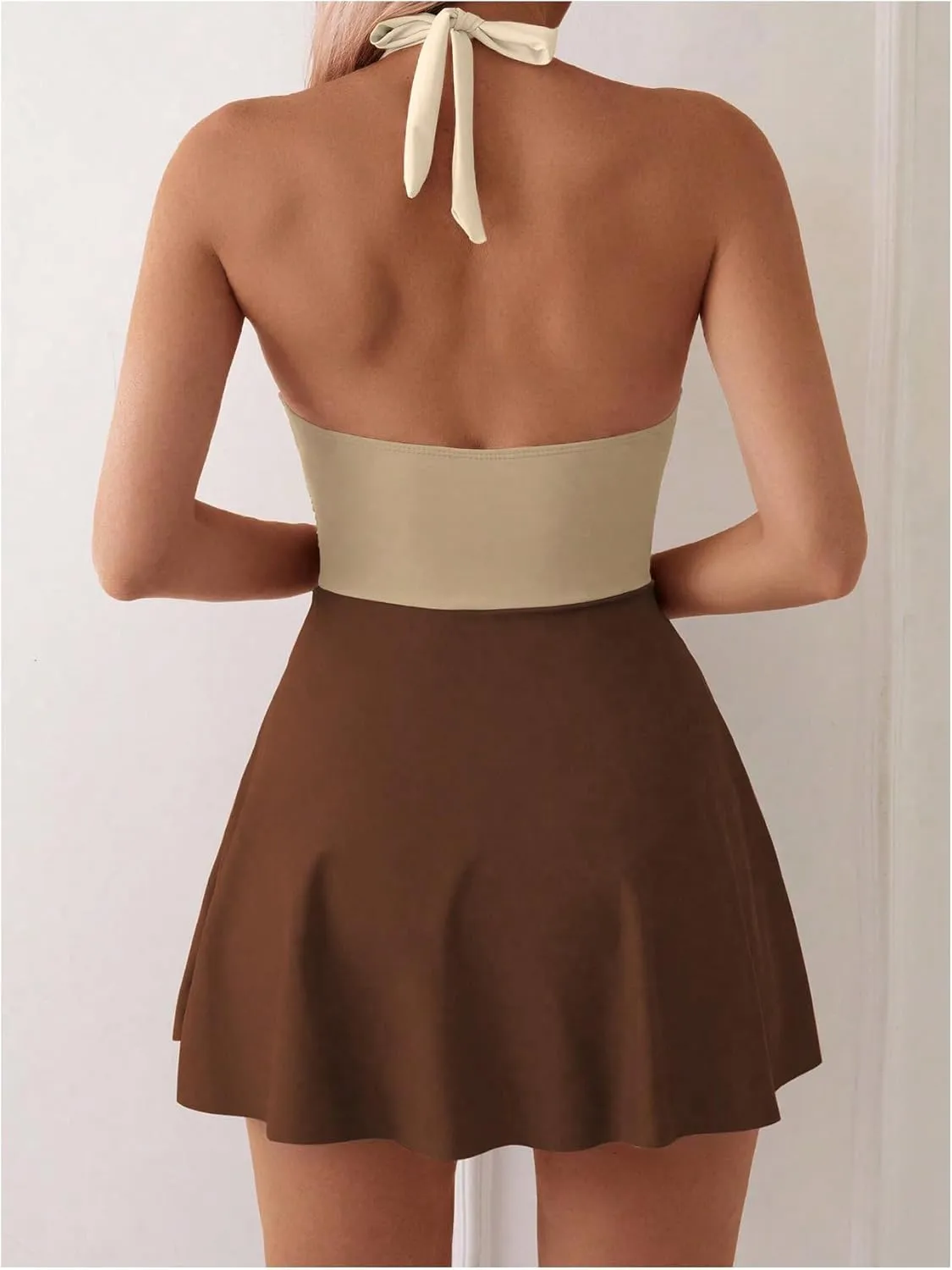 Verdusa Women's Modest One Piece Swimsuit Color Block Deep V Neck Backless Ruched Short Swim Dress