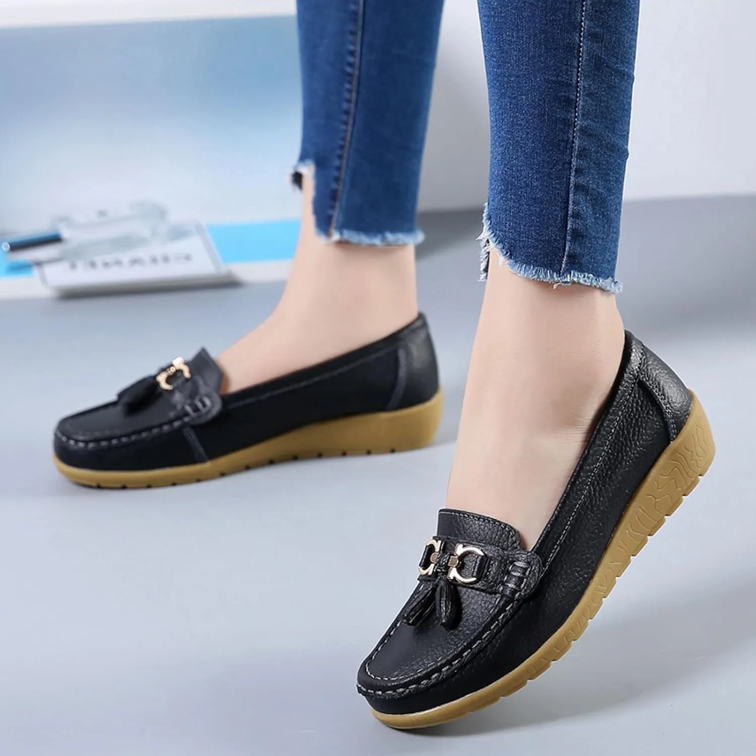 Women Penny Loafer Casual Comfort Slip on Shoes Walking Flat Driving Moccasins Wide Width Shoes Ladies