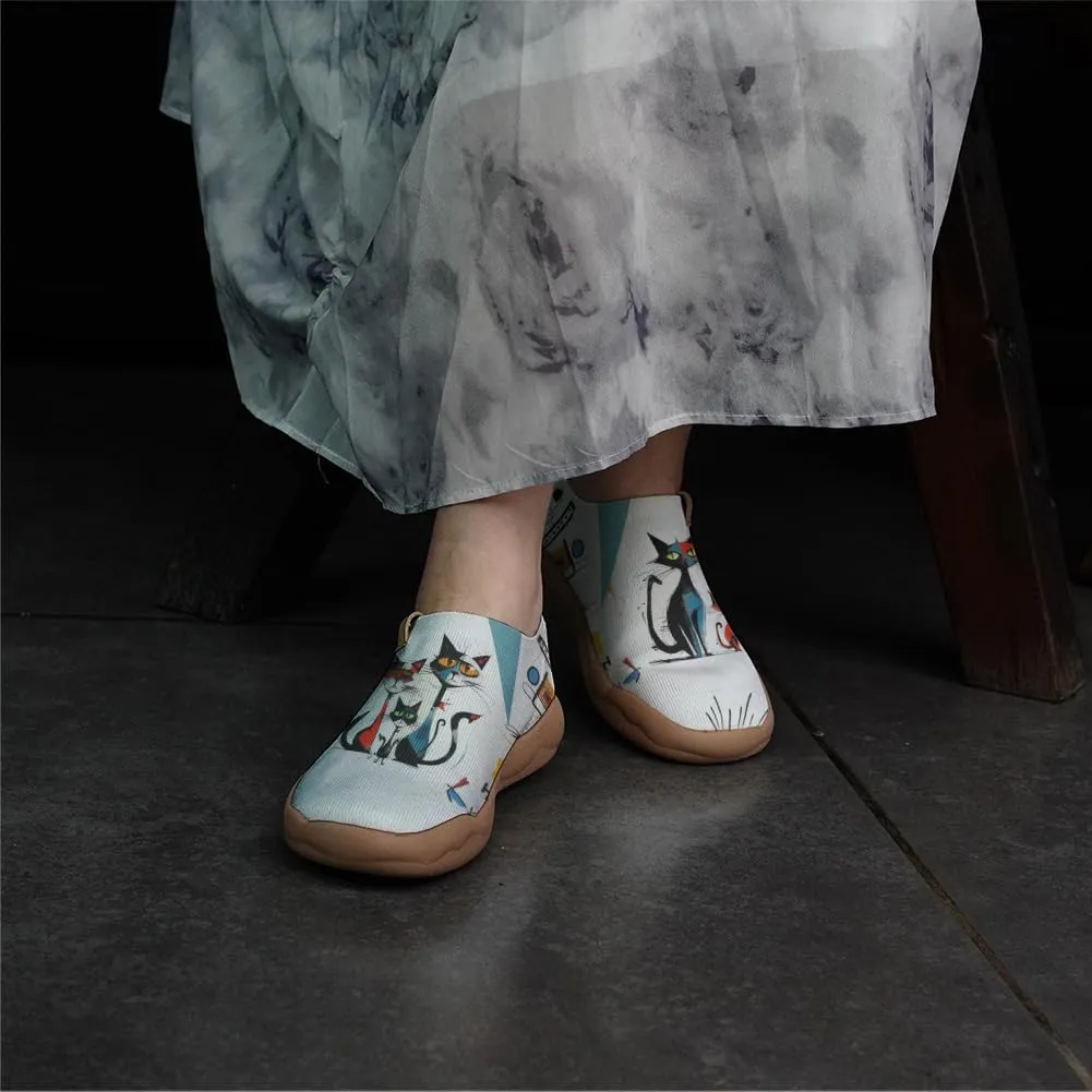 Women's Casual Sneakers Lightweight Walking Slip On Shoes Art Painted Knitted Travel Loafers