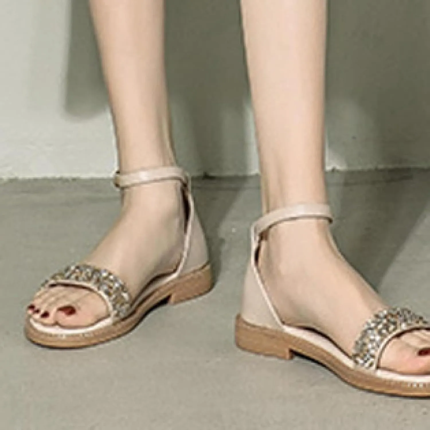 Women's Roman Ankle Strap Sandals Round Rhinestones Sparkling Backless Low Heel Fairy Storm Fashion Beach Sandals