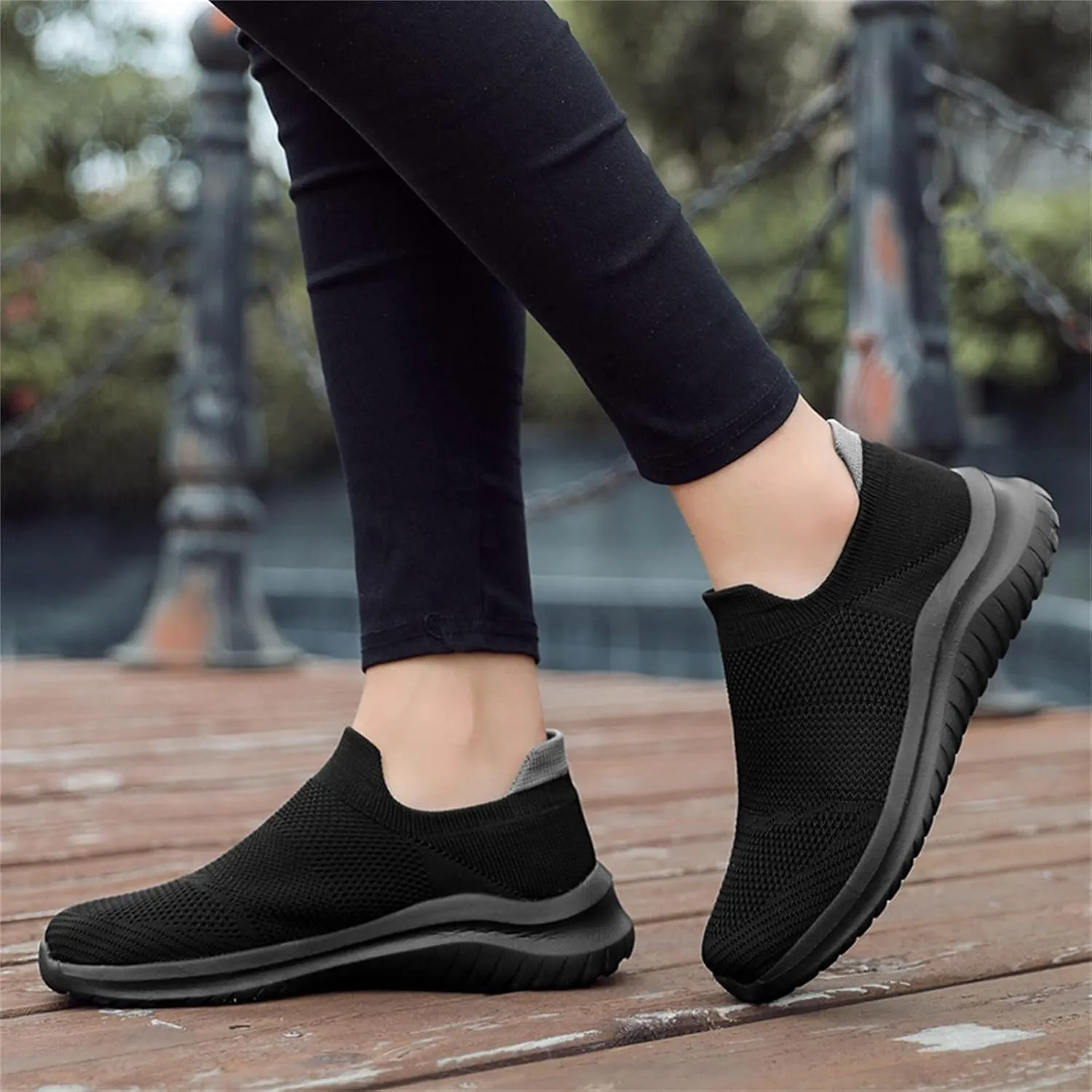 Women's Slip-on Shoes Wide Width Sneakers Hands Free Mens Dress Shoes Mesh Breathable Business Casual Shoes Casual Sneakers Waterproof Tennis Shoe Casual Loafers