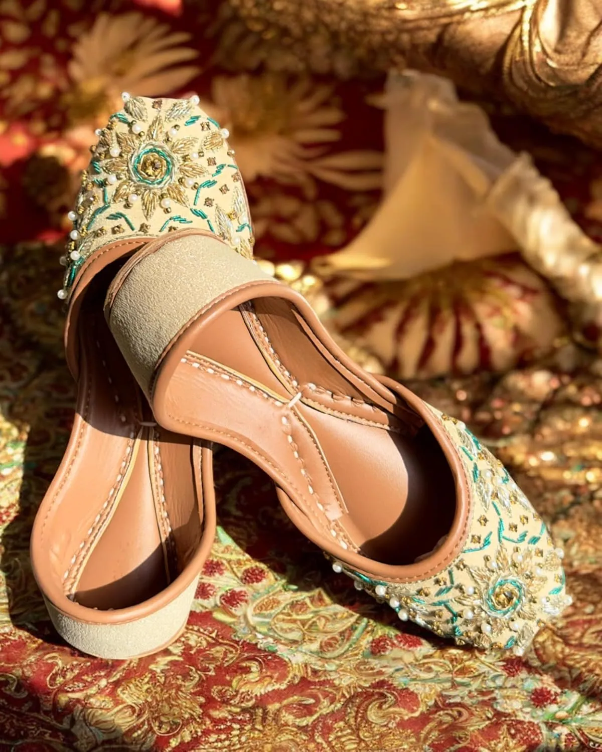Women's Slip On Traditional Handmade Khussa Bridal Mojari Punjabi Jutti Ethnic Ballet Flats