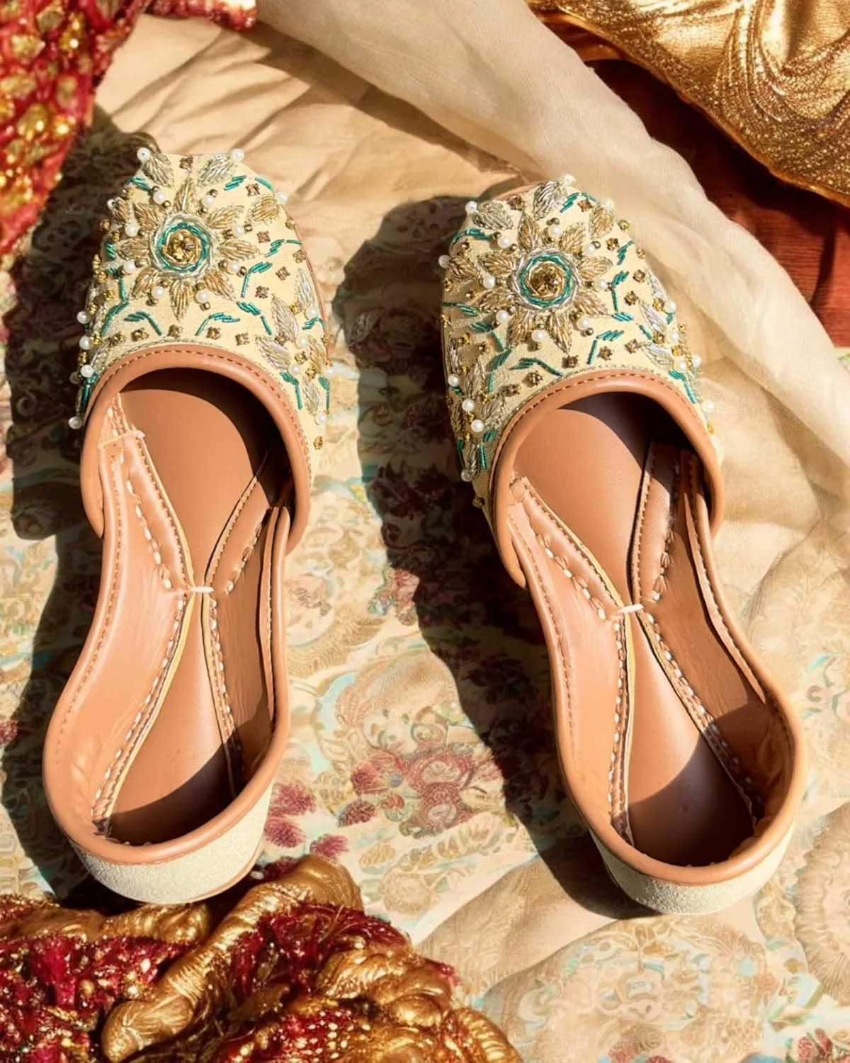 Women's Slip On Traditional Handmade Khussa Bridal Mojari Punjabi Jutti Ethnic Ballet Flats