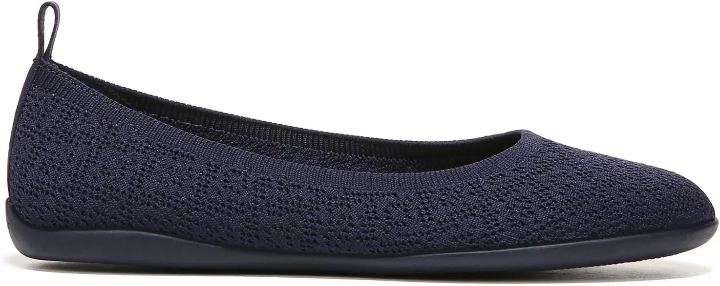 ZODIAC Women's Caitlin Ballet Flats